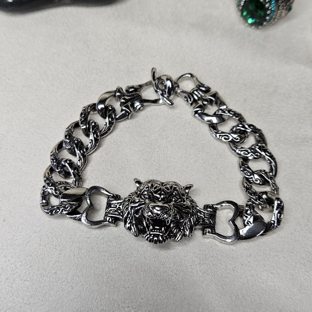 🔥Men's Silver Carved Cuban Link Tiger Head Bracelet